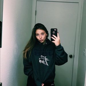 Meet your Posher, Amelia